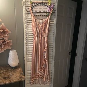 NWT Maxi dress size L